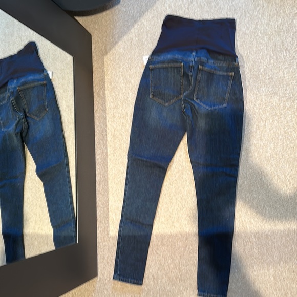 Gap Maternity Jeans - Picture 3 of 3